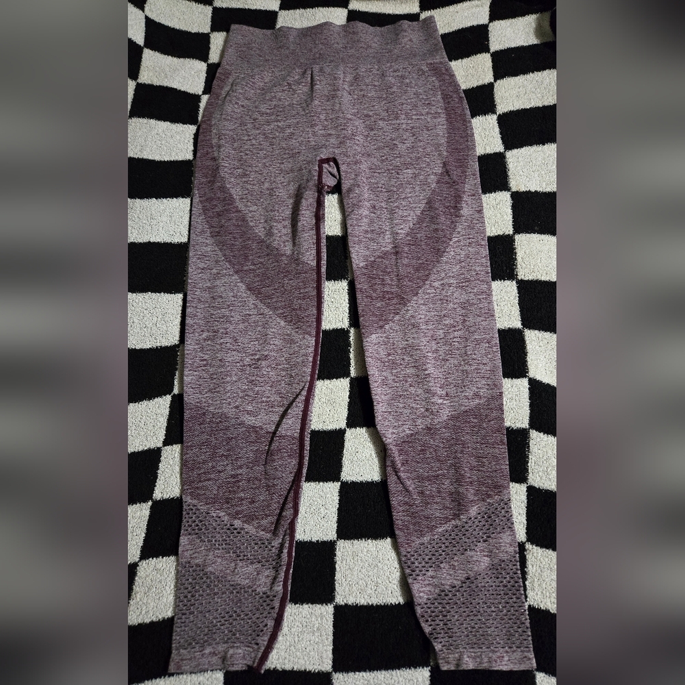 Victoria's Secret Pink seamless high-waisted workout leggings size Large